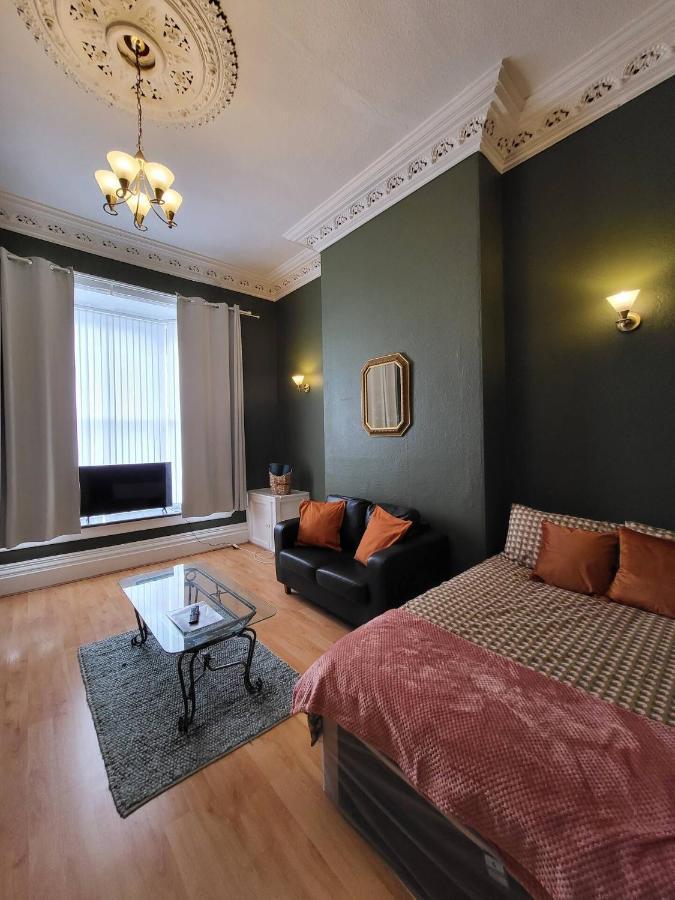 Large Digbeth Double Room Shared Bathroom Birmingham Exteriér fotografie